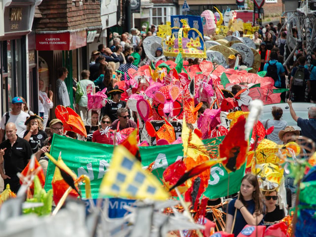 Pupils celebrate the transition from primary to secondary school. Edward Reeves Photography, Lewes