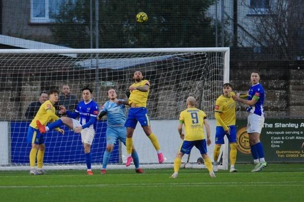 Lancing v East Grinstead Town, Isthmian south east division