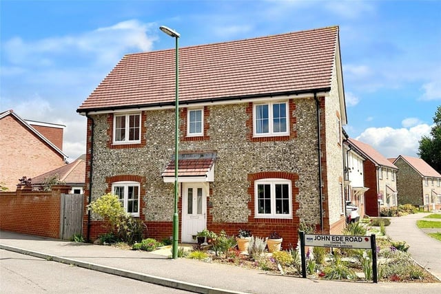 This spacious flint-fronted house in Littlehampton has just come on the market with Graham Butt priced at £395,000. Viewing is highly recommended and there is no onward chain.