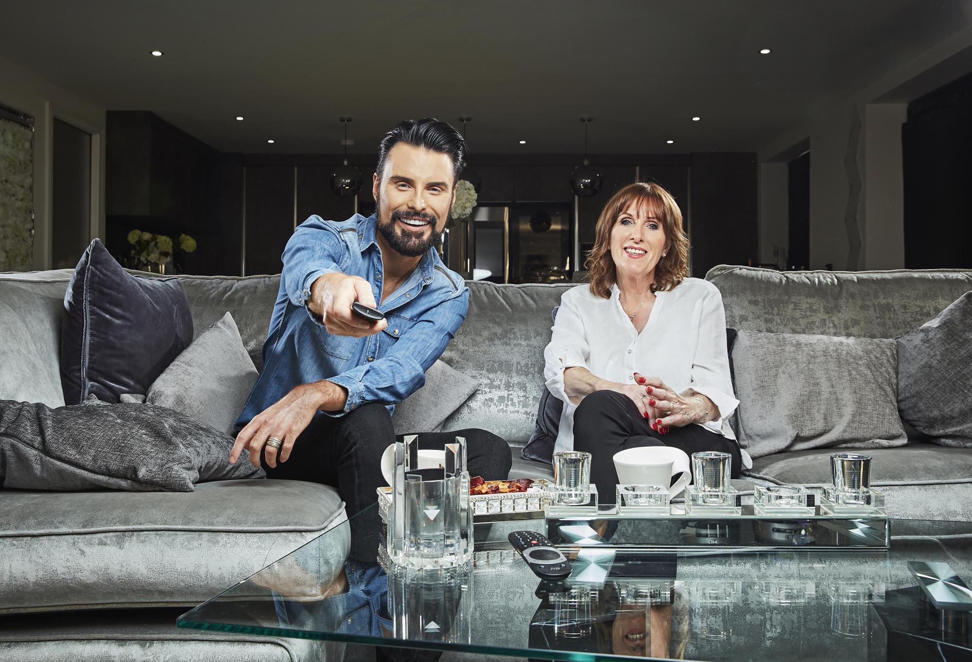 Who is in the cast of Celebrity Gogglebox? Full line-up for series 7 on Channel 4
