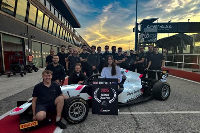 Emily Cotty and the F4 team