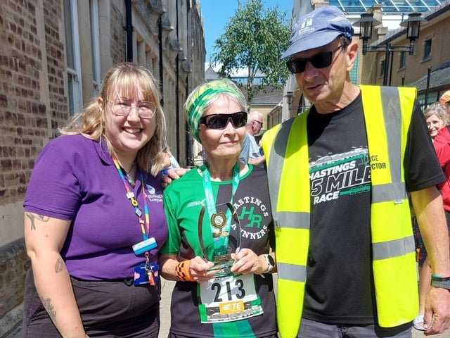 Presentations at the Hastings Runners five-mile race