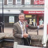 Mayor Cllr Paul Holbrook raising Armed Forces Day flag in 2022