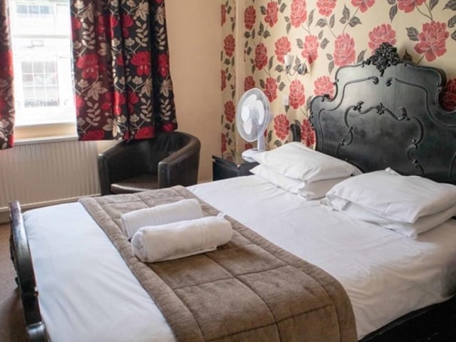George Hotel, Battle