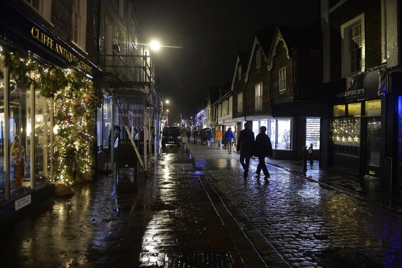 Lewes Late Night Christmas Shopping (Photo by Jon Rigby)