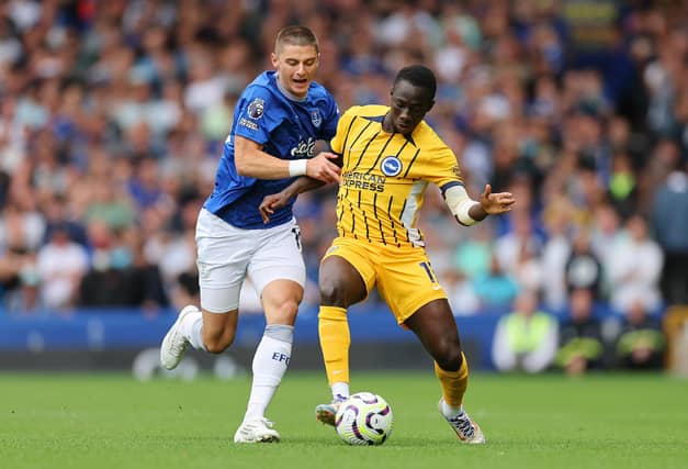 Yankuba Minteh of Brighton & Hove Albion was substituted at Everton due to concussion protocols
