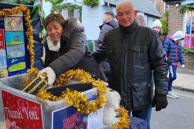 People can also donate online directly to HomeStart’s ‘Throw a Lifeline’ campaign or make a cash donation to the  ‘Arundel at Christmas’ charity buckets.
