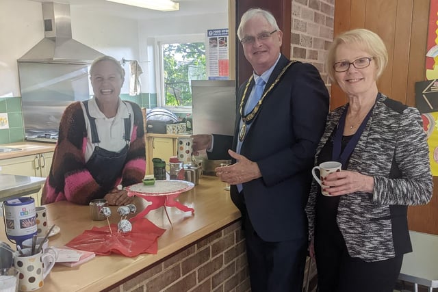 Town mayor Howard Mundin visited the Haywards Heath Craft and Gift Fair at The Centenary Hall on Saturday, October 15