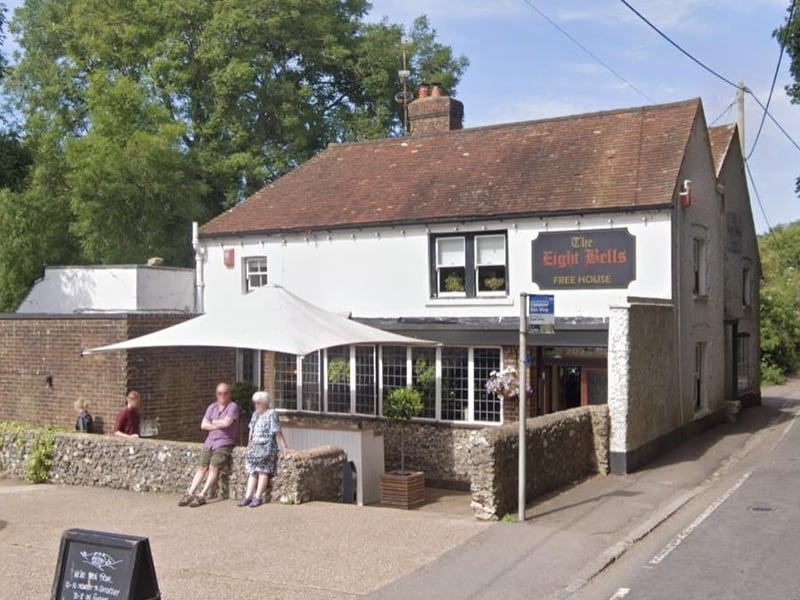The Eight Bells in Jevington Road, Jevington, has a rating of 4.6 from 1,100 reviews