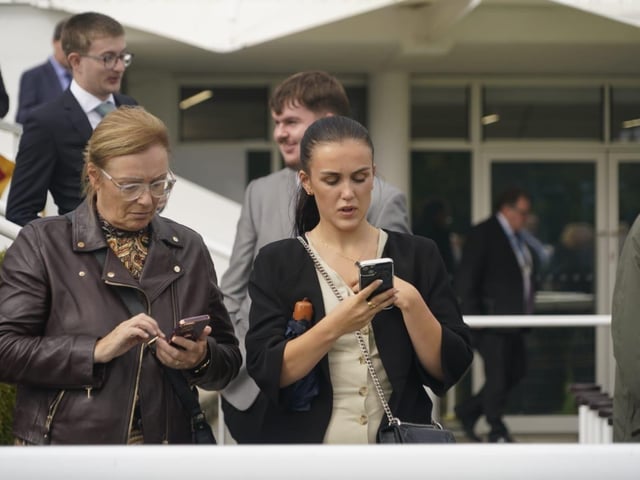 September flat racing at Goodwood Racecourse