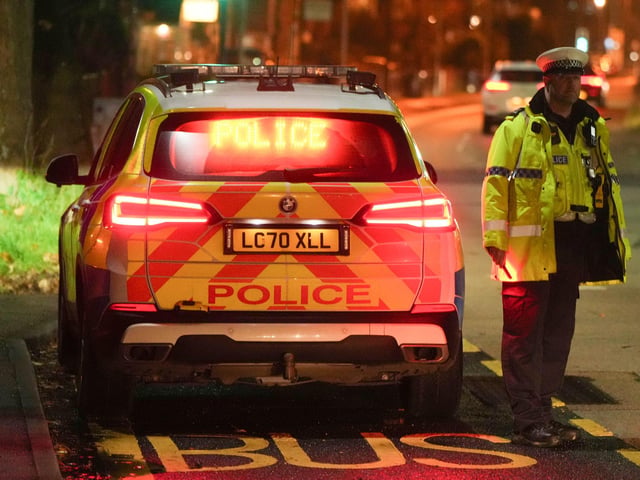 SUSSEX POLICE DRINK DRIVE CAMPAIGN 1/12/24 : Dozens of vehicles have already been stopped as police launch a fresh crackdown on drink and drug drivers in Sussex. Roads policing officers are carrying out robust enforcement in December – with photos showing an operation on Broadwater Road in Worthing over the weekend.