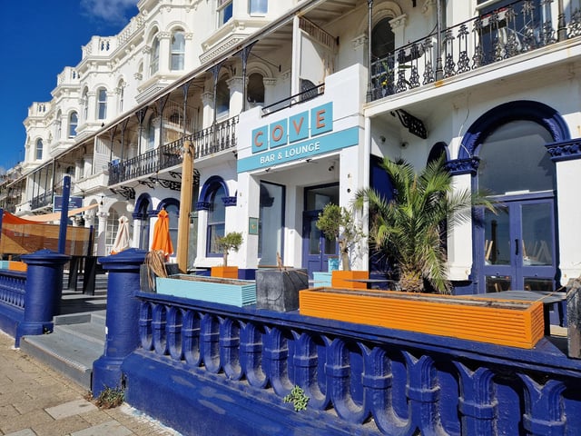 Cove Bar and Lounge on Worthing seafront has closed 'with immediate effect'