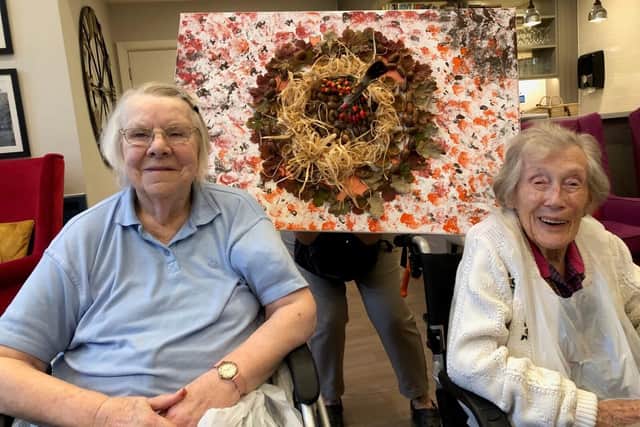 Abbots Wood residents inspired by autumn