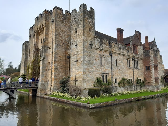 Hever Castle was to the childhood home of Anne Boleyn, King Henry VIII’s second wife.