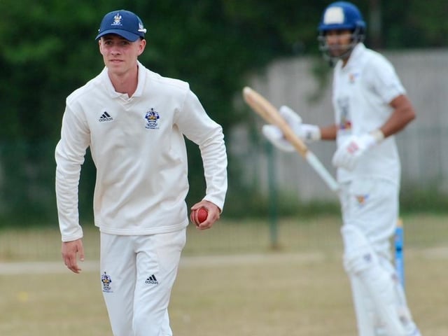 Worthing CC v Mayfield CC, Sussex League Division 2