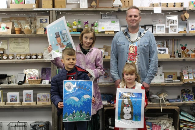 Burgess Hill Town Mayor Peter Chapman and the Christmas Card Competition winners
