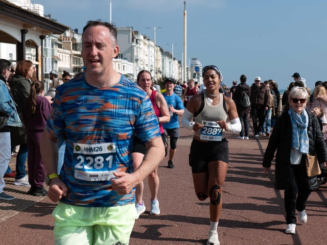 Hastings Half Marathon 2026 - pictures by Frank Copper