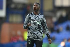 Moises Caicedo of Chelsea warms up