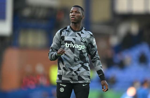 Moises Caicedo of Chelsea warms up