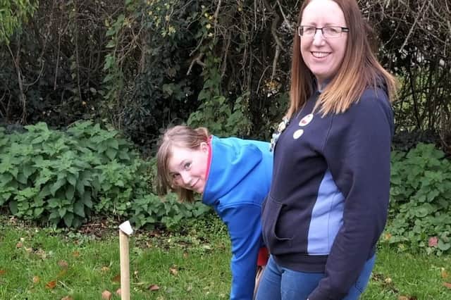 Rosie & Mum, Angela planting Her Majesty’s tree       