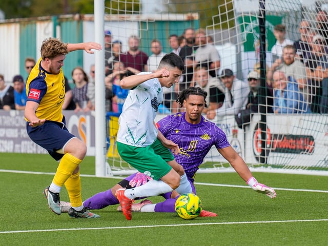Rocks v Moneyfields, Isthmian South Central