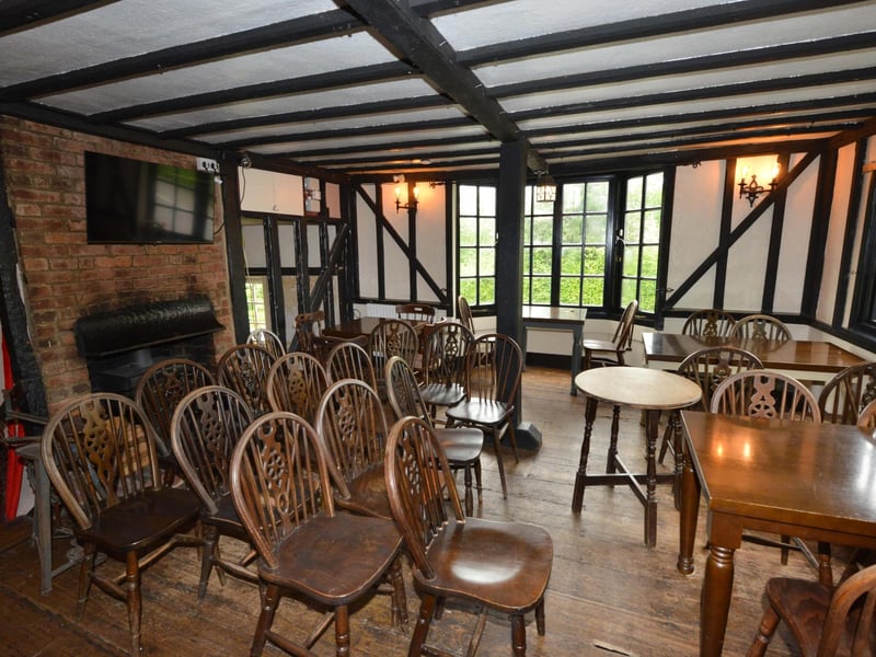 Aldo and Deborah Esposito have purchased The Royal Oak, located on the A21 at Whatlington, from Shepherd Neame and have renamed it The Oak & Olive.