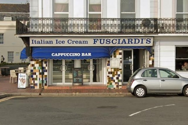 Gelato Famoso, formerly known as Fusciardi's, can be found in Marine Parade. It offers a range of 18 different flavours and a variety of 14 sundaes. 4.7
1,879 Google reviews.