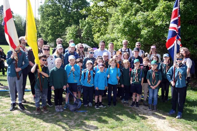 Horsham Riverside Walk. Jeremy Quin MP and the scouts