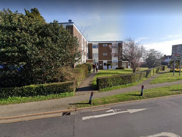 Manor Park Medical Centre in High Street, Polegate was recorded as having 6,799 patients and the full-time equivalent of 1 GPs, meaning it has 6,891 patients per GP.