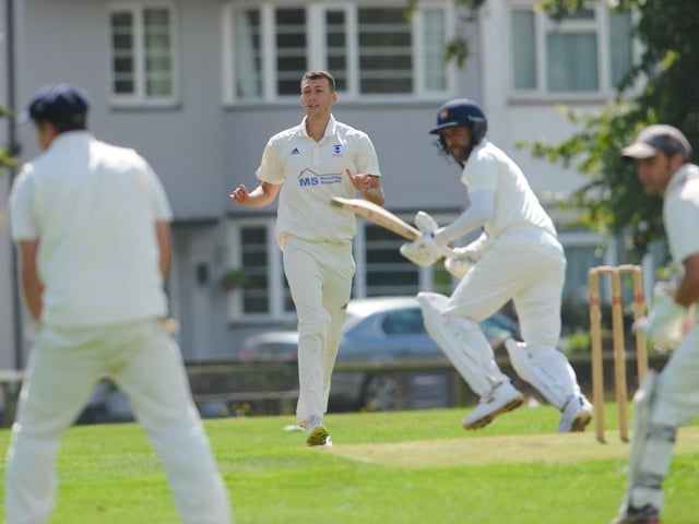 Action between Broadwater CC and Goring CC in Division 4 West of the Sussex Cricket League