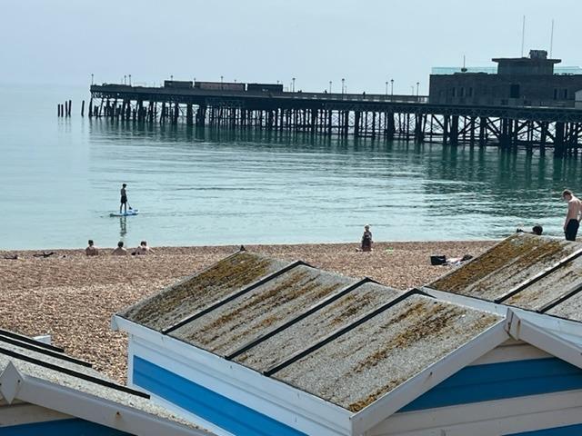 Hastings enjoys hot weather