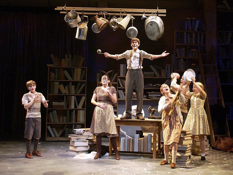 2005 The Lion, The Witch and the Wardrobe. Photos by Mike Eddowes. Chichester Festival Youth Theatre at Christmas