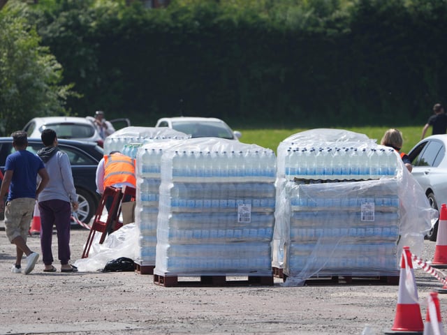 Southern Water customers have flocked to a bottled water station in Billingshurst after Horsham District was left with 'no water' following a ‘failure’ at one of the company’s supply works.
