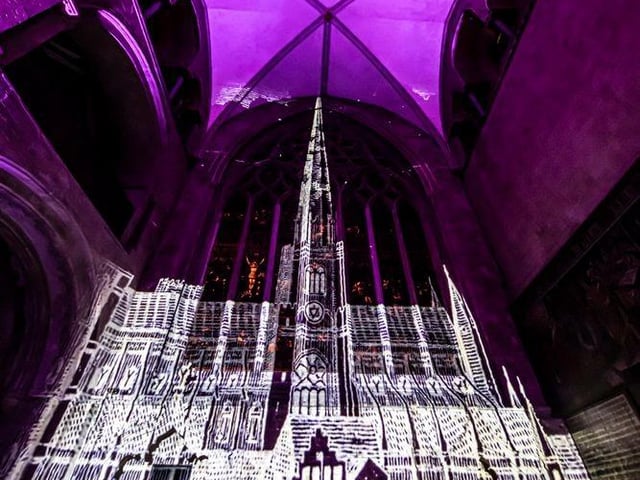 A bespoke light installation by Luxmuralis
