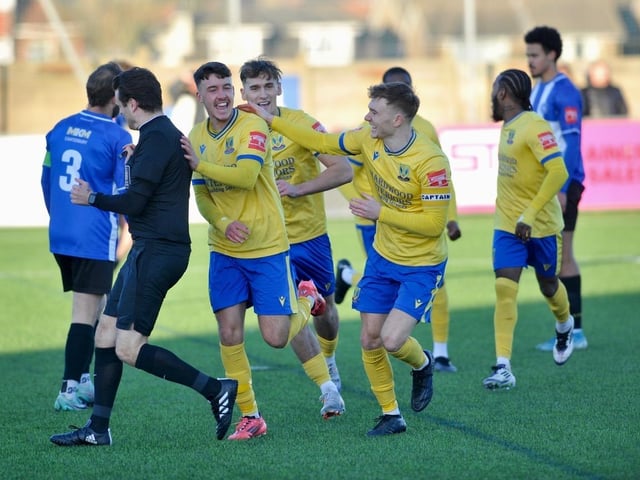 Lancing v Herne Bay, Isthmian south east division