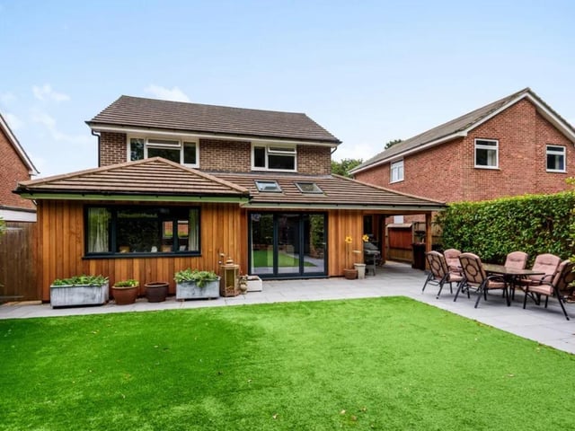 Four bed detached house for sale in Bepton Close, Midhurst.