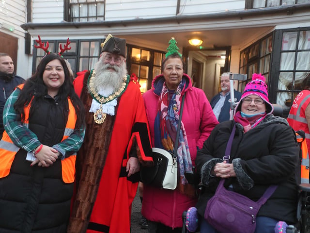 Heart of Sidley Festive Fun 2022. Photo bt Roberts Photographic.
