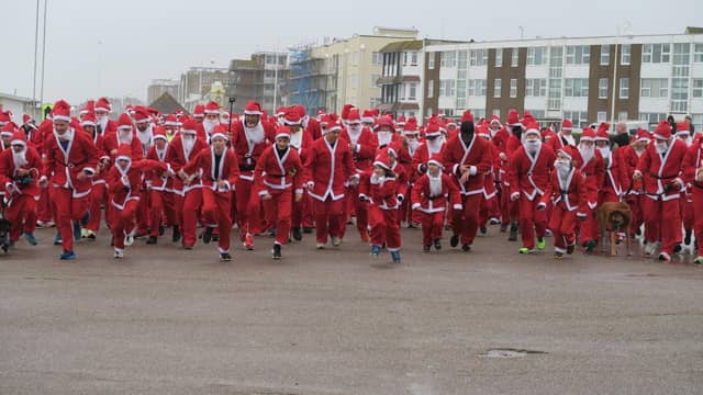 Bexhill Santa Dash 2024. Photo by Andrew Clifton.