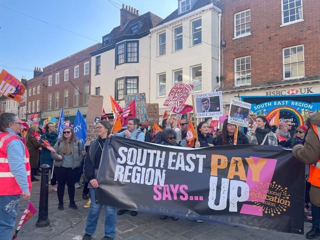 School strikes in Sussex: Hundreds of protesters arrive to take part in Sussex teacher protest - in 23 pictures