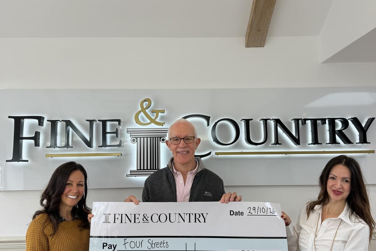JPCInews-30-10-26-CharityAwarded£1500-SSX