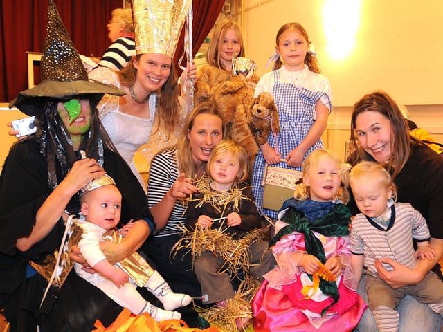 Lindfield Bonfire Night 2008. The Lovelock, Paget, and Lavelle families win best group with their Wizard of Oz costumes.