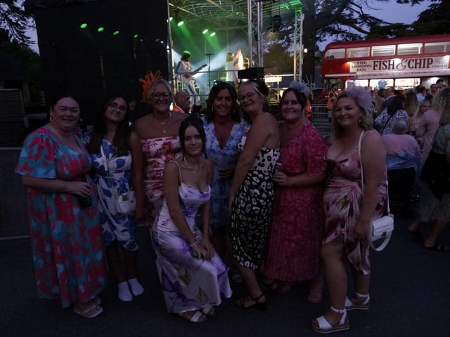 ABBA Revival Live After Racing at Fontwell on Friday 30 August 2024. www.polopictures.co.uk Fontwell Arundel Clive Bennett 20240830 ©2024 Clive Bennett Photography 30/08/2024 _CAB8401.JPG : Fontwell Park Ladies' Evening 2024