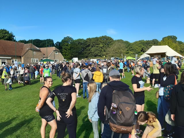 Runners mark the 40th anniversary of Run Barns Green.