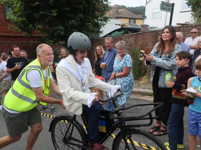Hastings Old Town Carnival Week 2022: Bike Race. Photo by Roberts Photographic.