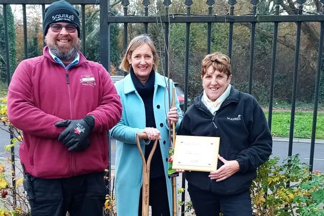Shawn Howell (Plant Manager, Squire’s Crawley), Sarah Squire (Chairman, Squire’s Garden Centres) and Tracy Whitaker (Centre Manager, Squire’s Crawley)