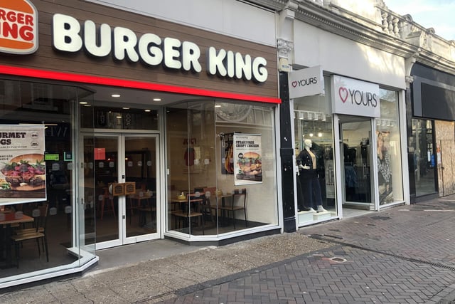Wimpy arrived in the former Game unit next to McDonalds in October 2022. Burger King filled the former Clintons unit in September 2022.