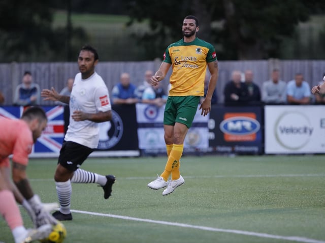 Horsham v Chichester City