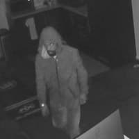 Police release images amid investigation into Polegate business burglary