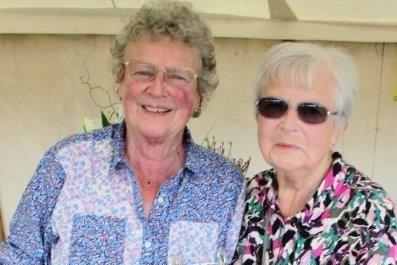 Mary Liverman won the Bill Payne Memorial Trophy for most points in the cactus and succulent classes, Pannell Trophy for most points in flower arranging, Phillips Trophy for best arrangement and the award for best cactus / other succulent.