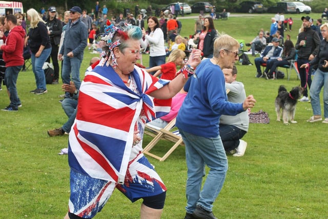 Haywards Heath Jubilee Picnic took place on Sunday, June 5, in Victoria Park. DM22060571a